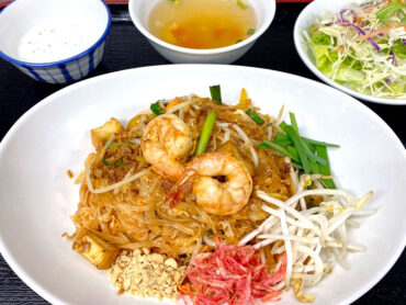 タイ風焼きそば｜ผัดไทย｜Stir fried rice noodles with shrimp